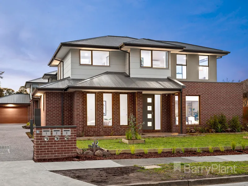 Brilliant Architecturally designed Townhouse!