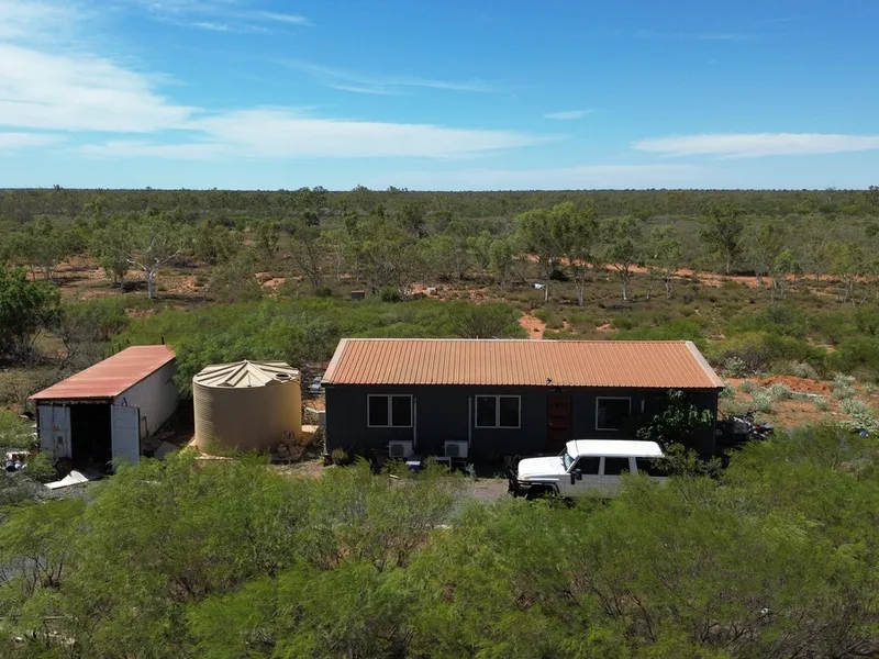 A BIT OF MUSCLE WILL BEAT THE BUSTLE