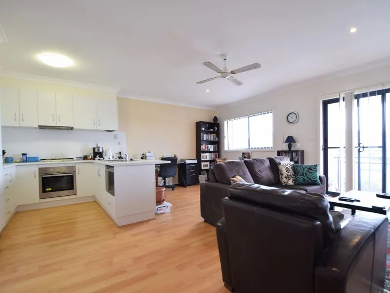 EXCELLENT TENANT WILLING TO SIGN A LONG TERM LEASE