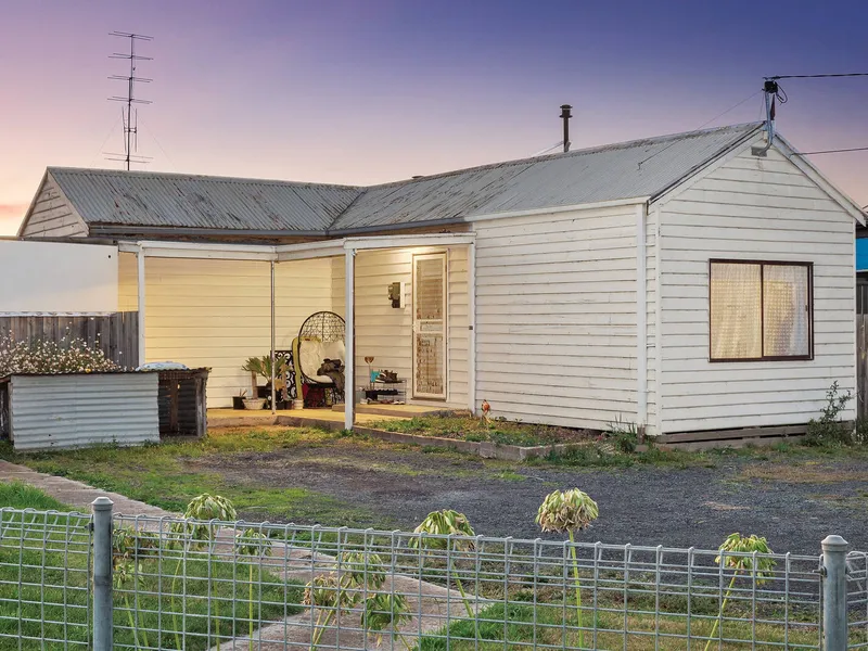 Well Presented Home With Development Plans