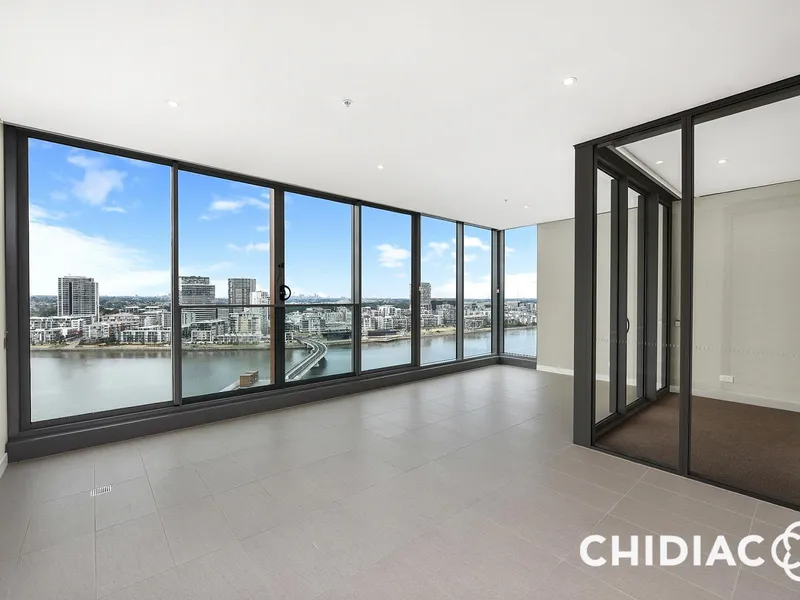 Stunning city and water views | Spacious winter garden | Floor to Ceiling windows