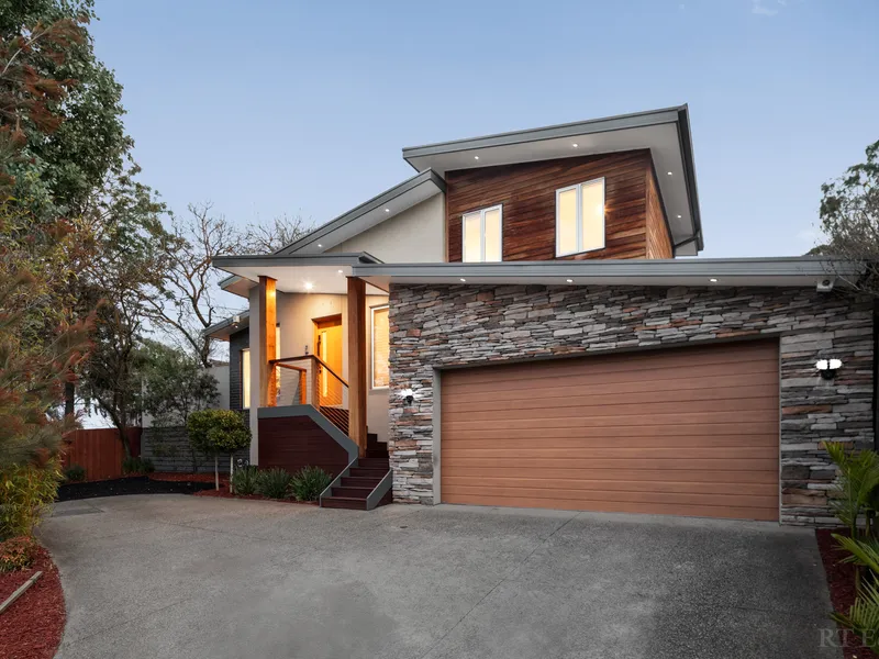 Modern Luxury Living in a Prime Melbourne Suburb