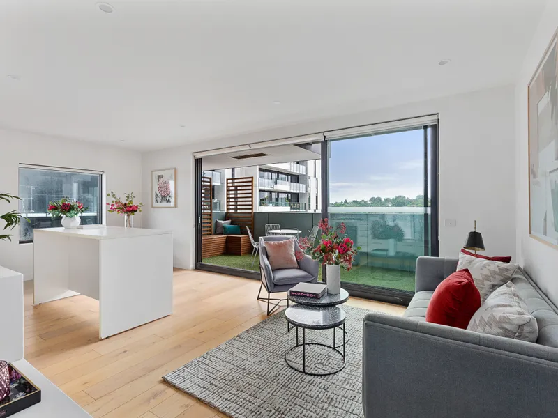 Larger than Usual, Bright & Sunny apartment w. views in a small residential building with two balconies *REGISTER ONLINE FOR INSPECTION