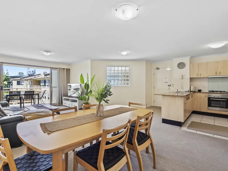 Heart of Burleigh Heads Bliss !