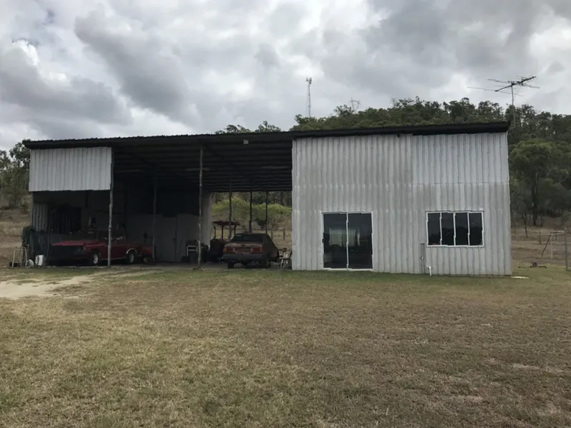 159 Acres frontage to Capricorn Highway