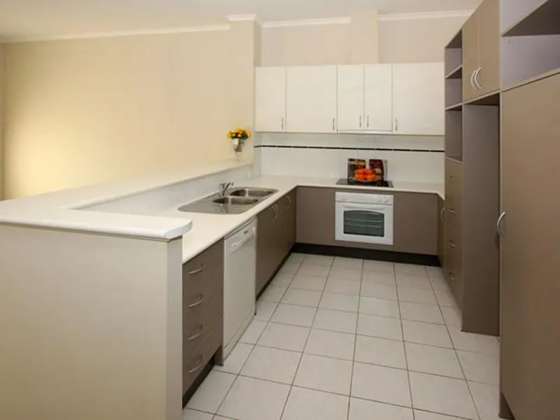 Spacious 3 Bedroom Townhouse in Superb Location