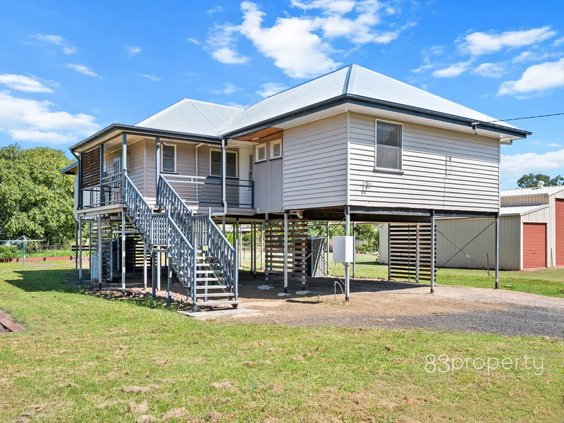 Highset Home ~ Convenient Location ~ 1 Acre Block