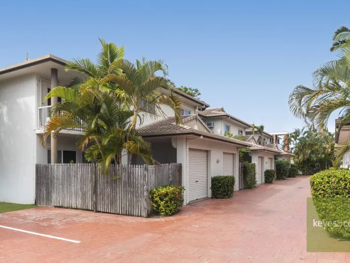 Convenient, Low Maintenance Sea Side Living