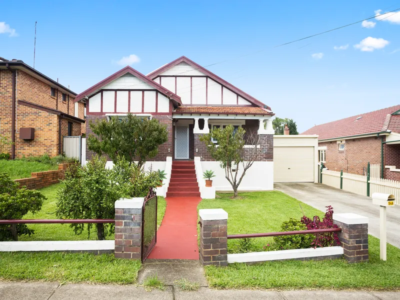 FULL BRICK HOME PLUS 3 BEDROOM GRANNY FLAT!