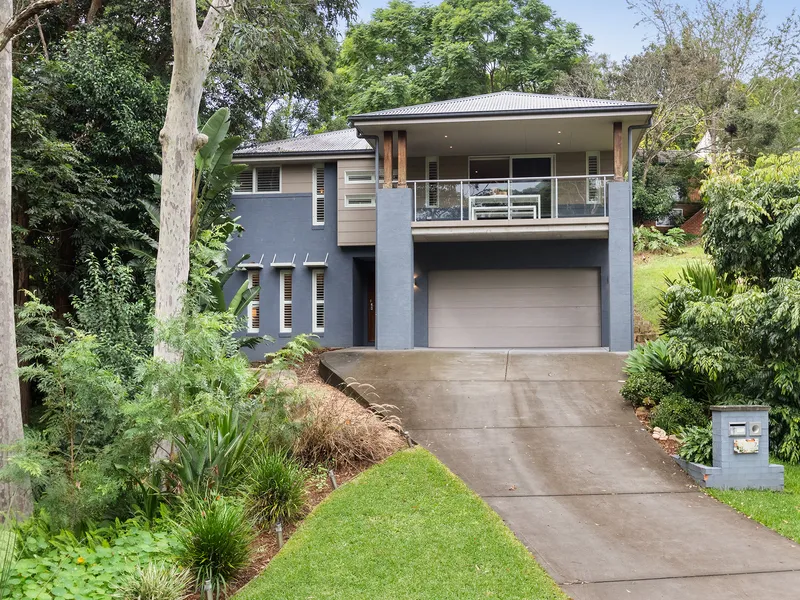 Contemporary Living in A Suburban Bushland Setting