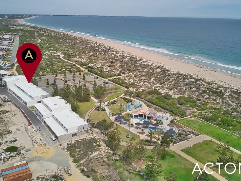 Moments to the Beach