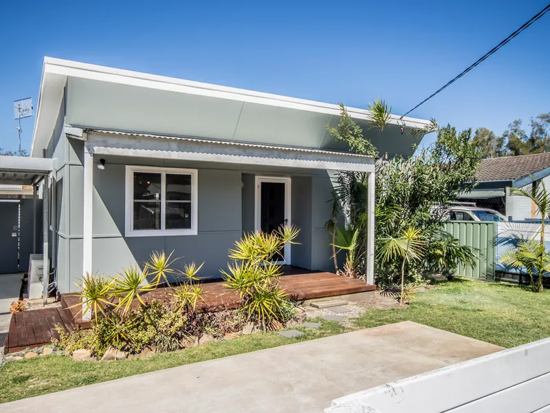 CHARMING 2 BEDROOM COTTAGE