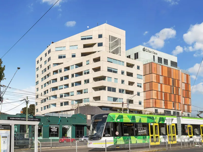 Excellent Investment in the heart of Fitzory North.