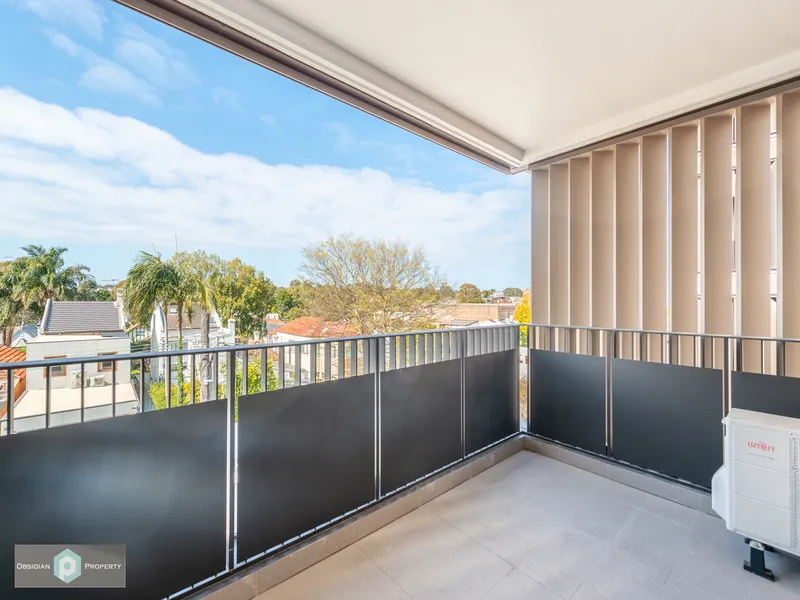 Obsidian Property: Rare 1 Bedroom plus Study in Boutique '45 Upward St' Block of Leichhardt Green