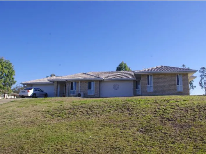 MUST BE SOLD MASSIVE  REDUCTION  5695sqm  Gatton COUNTRY LIVING   with all the facilities close by