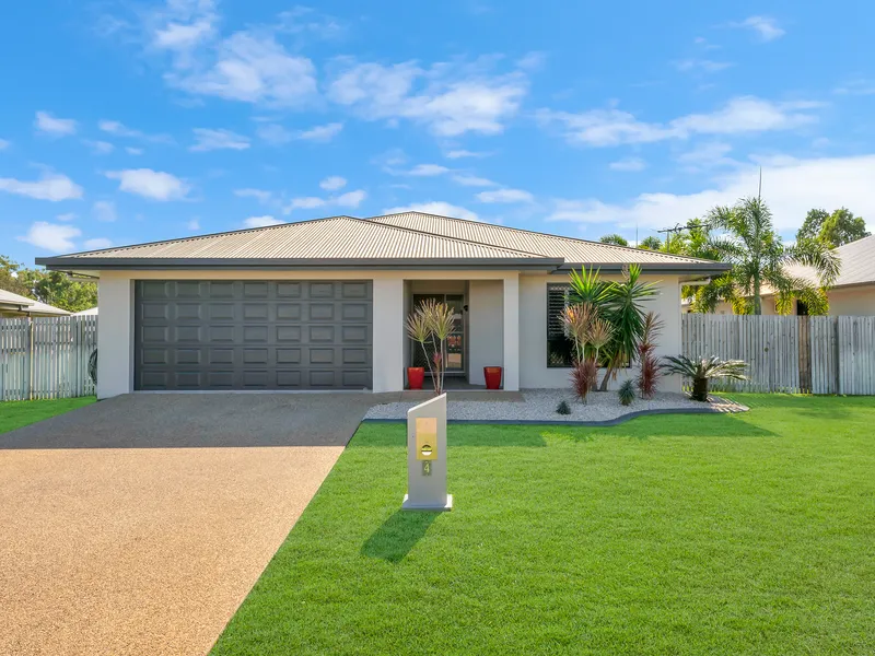 Classy Home with Shed & Pool in Quiet Street!