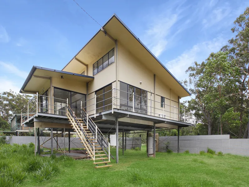 Modern Steel Frame Home with High Ceilings and Great Layout