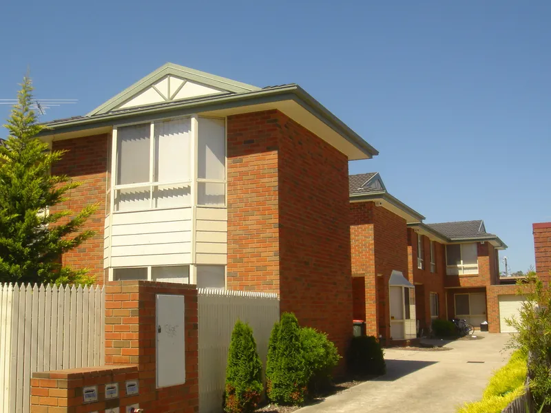 Townhouse Close To Monash Uni
