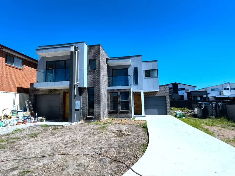 Brand new five bedroom duplex!