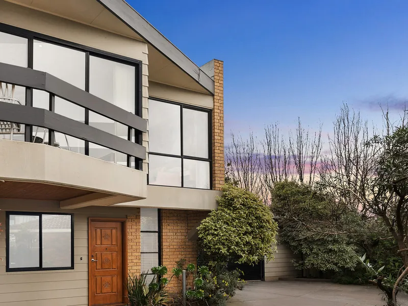 Readymade home captures prime north east aspect