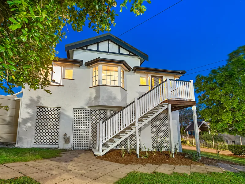 UNDER CONTRACT! Immaculate Character Home the Perfect Entry into Wilston