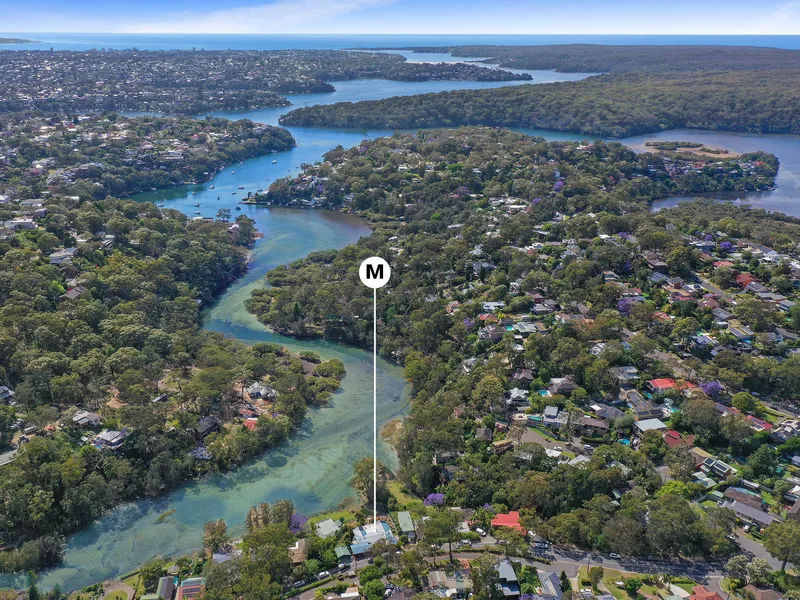 Secluded double block estate with spectacular outlooks and direct water access