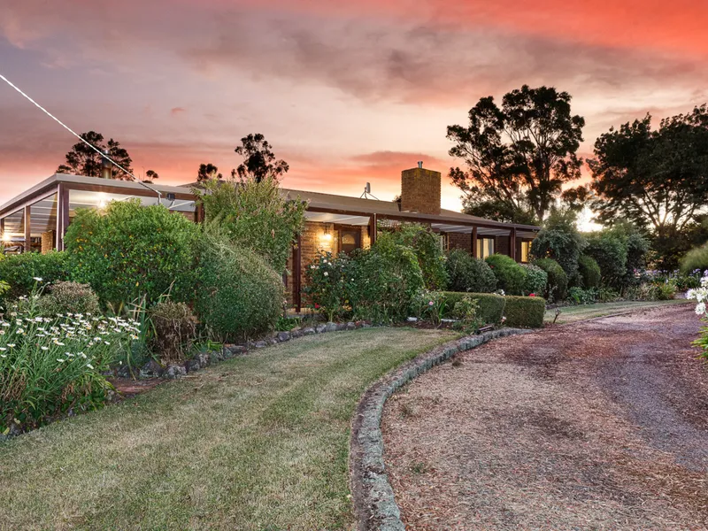 Well-presented family home with stunning views