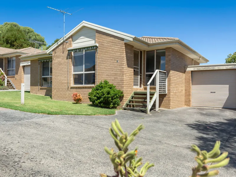 PERFECT HOME FOR FIRST-HOME BUYERS OR INVESTORS