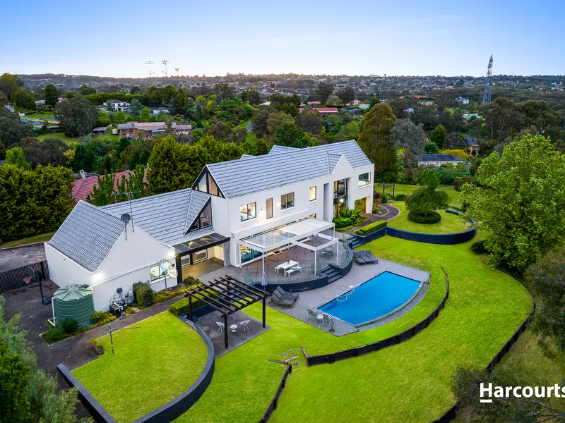 Luxury Home in Leafy Warrandyte