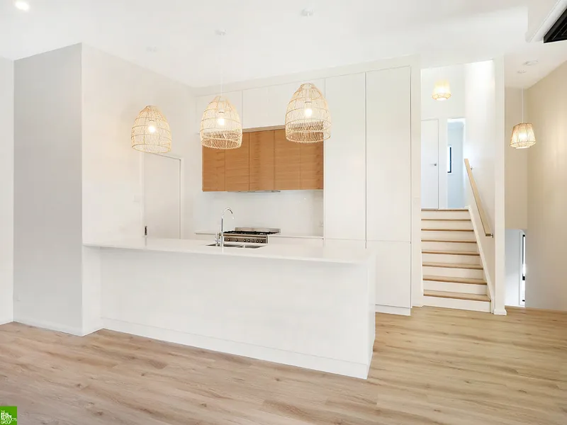 Brand New Sophisticated Townhouse.