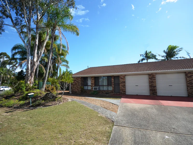 RARE 3 BRM DUPLEX IN PEACEFUL LOCATION