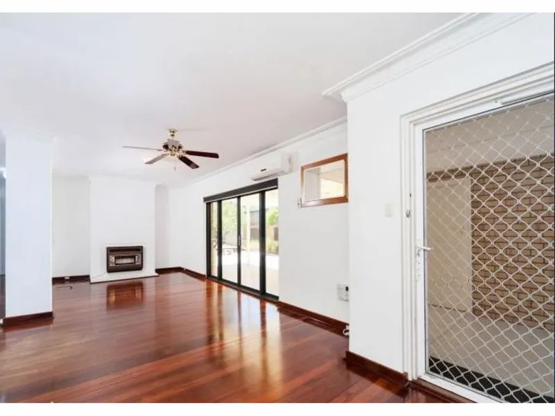 CHARACTER HOME IN QUIET POSITION