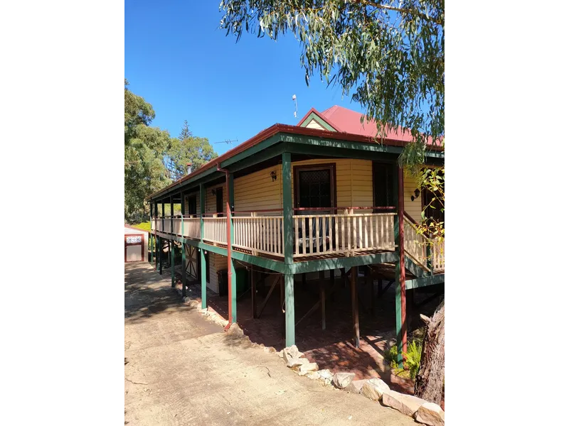 QUIRKEY CHARACTER HOME