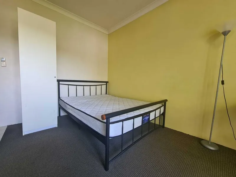 3 STOREY COMPLEX - FULLY FURNISHED STUDIOS, ALL BILLS INCLUDED IN RENT