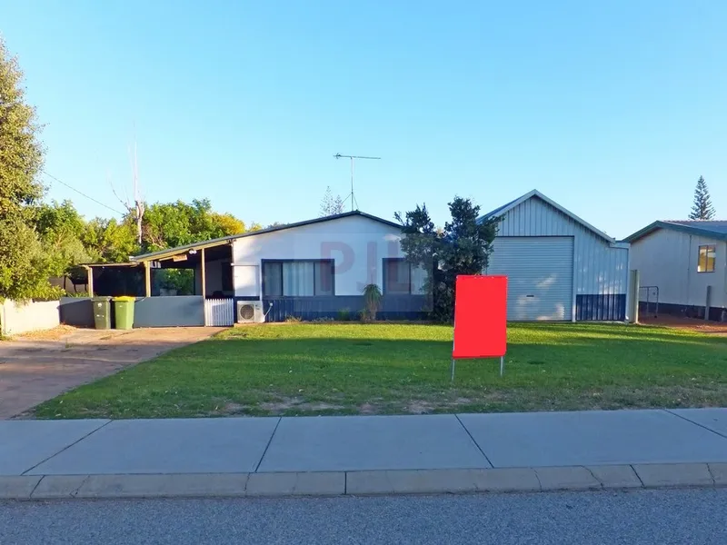 COME AND SEE THIS TODAY!! 