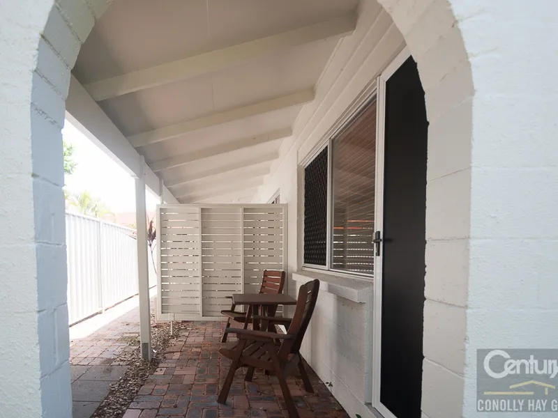 APPLICATIONS PENDING Studio Unit, 50 Meters to the Beach and 25 Meters to Peregian Village