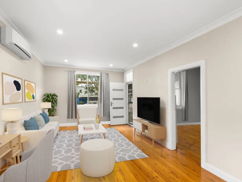 RENOVATED PROPERTY CLOSE TO NEWCASTLE