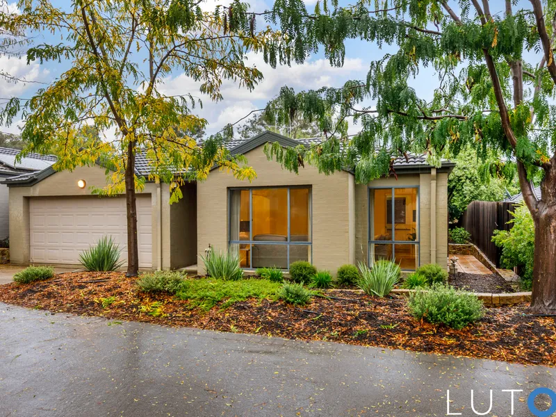 Ideal Down-sizer - Unique Convenient Location