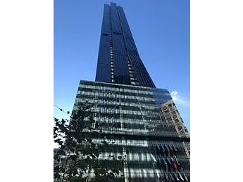 2 Bedrooms, 2 Bathrooms and 1 Car park in Collins St