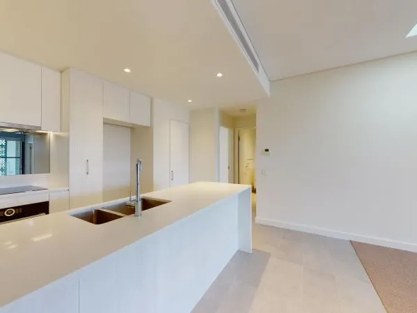 UNFURNISHED  TWO BEDROOM AVAILABLE TO RENT AT 7 MARY STREET!