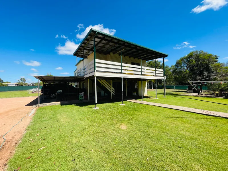 *Established home in a tranquil bushland setting is ready to be enjoyed*