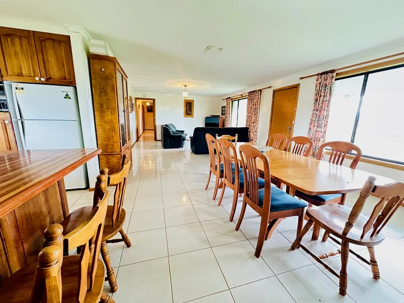 Secluded location with spectacular views.