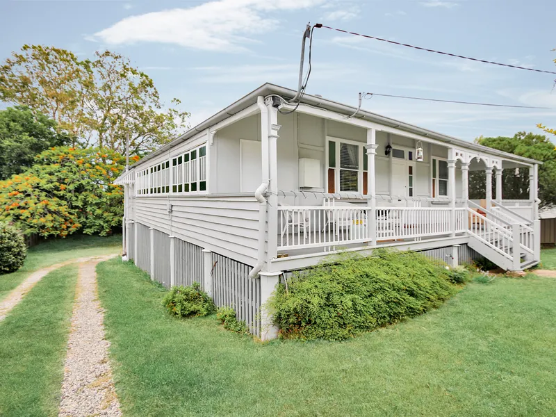 CHARACTER HOME, LARGE BLOCK, CONVENIENT LOCATION