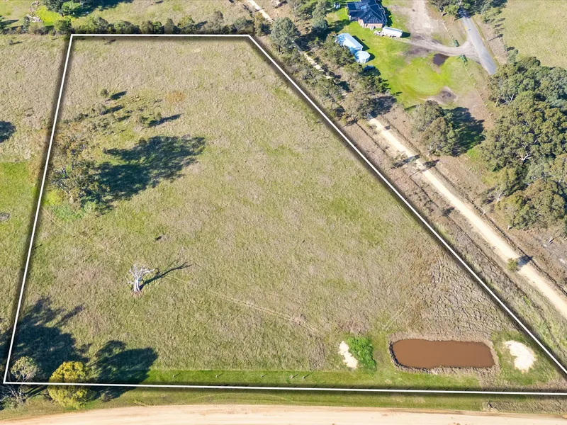 Rural Residential Block in a Great Location