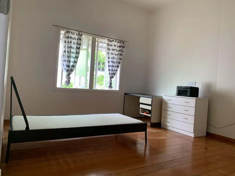 Large Furnished Room Incl Fast Wifi and All Utilities