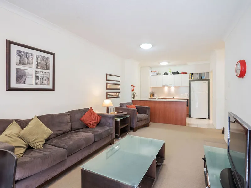 Be quick!!! North Facing Spacious Ground Floor Unit in the Residential only 'Pebbles' Complex!