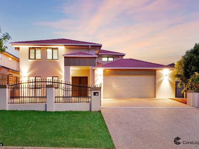 SPACIOUS AIR CONDITIONED HOME! BRING GRANNY!