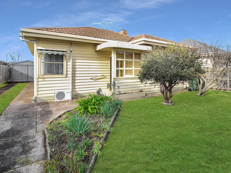 THREE BEDROOM HOME IN BELMONT
