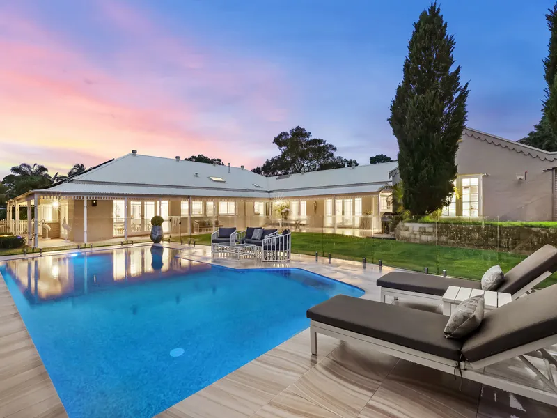 'Magnolia Manor' Elegant country estate in the heart of Newport