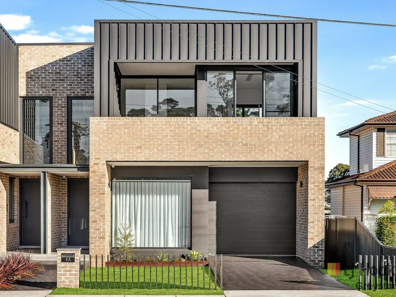 PRICE GUIDE $1,250,000 - FINALLY SOMETHING DIFFERENT!!! OPEN SATURDAY AT 1:15PM